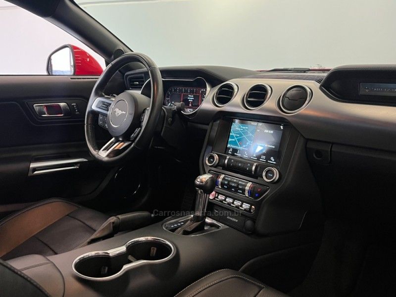 FORD MUSTANG 5.0 GT PERFORMANCE V8 2018/2018 ÓTIMA CAR FLORES DA CUNHA / Carros no Vale