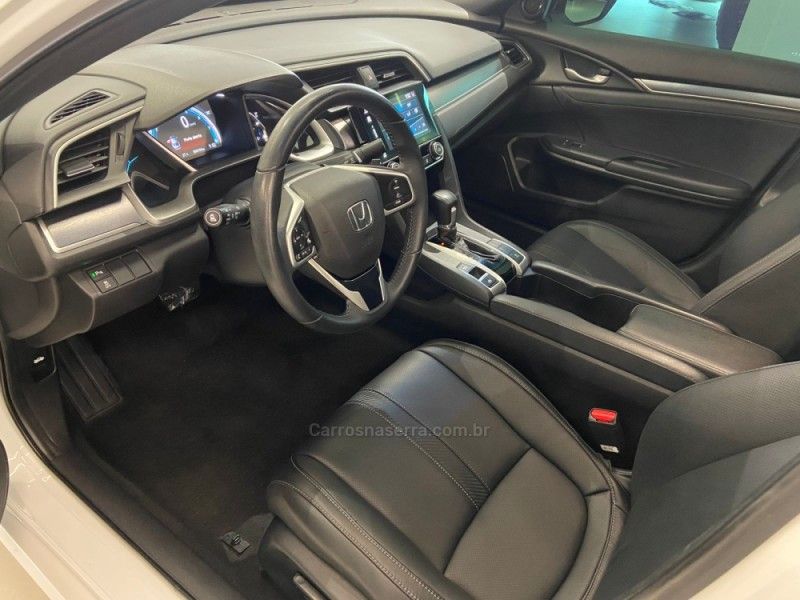 HONDA CIVIC 1.5 16V TOURING TURBO 2018/2018 ÓTIMA CAR FLORES DA CUNHA / Carros no Vale
