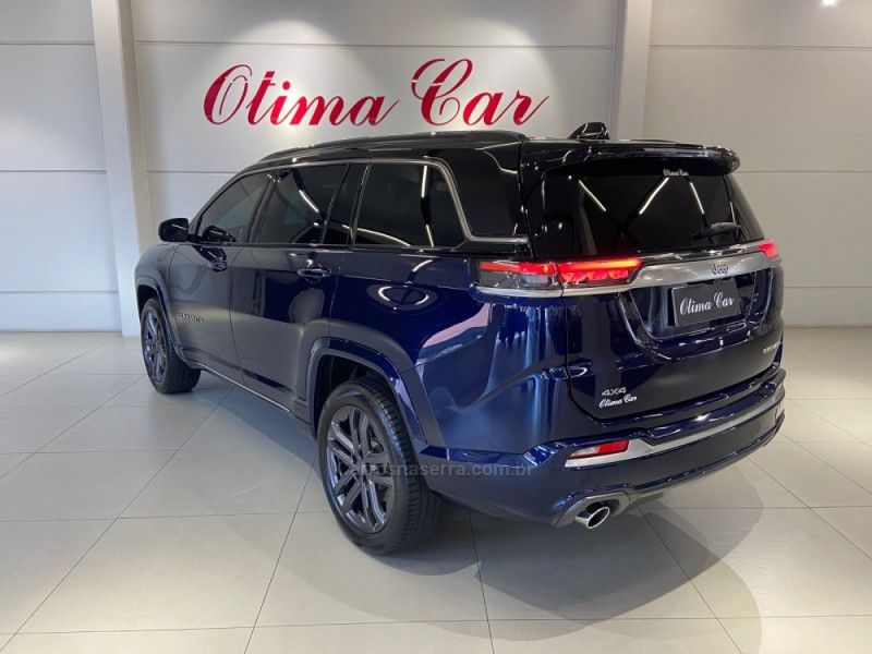 JEEP COMMANDER 2.0 OVERLAND HURRICANE 4X4 TURBO 2024/2025 ÓTIMA CAR FLORES DA CUNHA / Carros no Vale JEEP COMMANDER 2.0 OVERLAND HURRICANE 4X4 TURBO 2024/2025 ÓTIMA CAR FLORES DA CUNHA / Carros no Vale