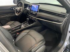 JEEP COMPASS 1.3 80 ANOS T270 16V TURBO 4X2 2021/2022 ÓTIMA CAR FLORES DA CUNHA / Carros no Vale