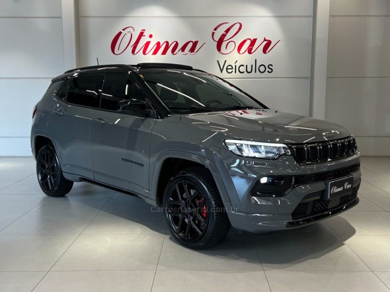 JEEP COMPASS 2.0 HURRICANE BLACKHAWK 4X4 TURBO 2025/2026 ÓTIMA CAR FLORES DA CUNHA / Carros no Vale