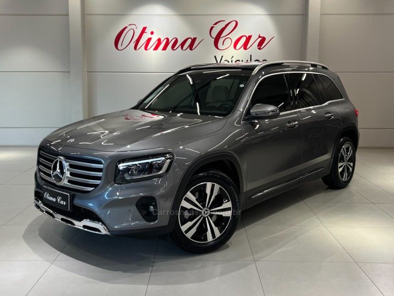 MERCEDES-BENZ GLB 220 2.0 PROGRESSIVE 16V TURBO HIBRIDO 2025/2026 ÓTIMA CAR FLORES DA CUNHA / Carros no Vale