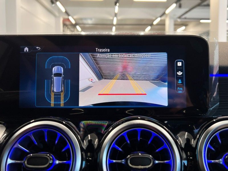 MERCEDES-BENZ GLB 220 2.0 PROGRESSIVE 16V TURBO HIBRIDO 2025/2026 ÓTIMA CAR FLORES DA CUNHA / Carros no Vale