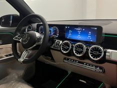 MERCEDES-BENZ GLB 220 2.0 PROGRESSIVE 16V TURBO HIBRIDO 2025/2026 ÓTIMA CAR FLORES DA CUNHA / Carros no Vale
