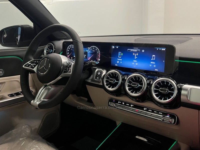 MERCEDES-BENZ GLB 220 2.0 PROGRESSIVE 16V TURBO HIBRIDO 2025/2026 ÓTIMA CAR FLORES DA CUNHA / Carros no Vale