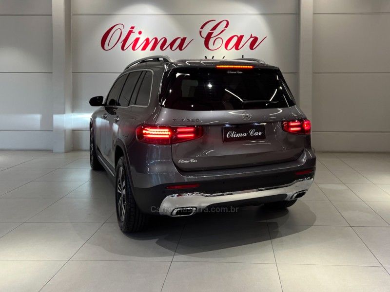 MERCEDES-BENZ GLB 220 2.0 PROGRESSIVE 16V TURBO HIBRIDO 2025/2026 ÓTIMA CAR FLORES DA CUNHA / Carros no Vale