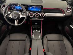 MERCEDES-BENZ GLB 220 2.0 PROGRESSIVE 16V TURBO HIBRIDO 2025/2026 ÓTIMA CAR FLORES DA CUNHA / Carros no Vale