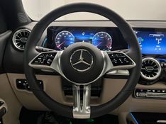 MERCEDES-BENZ GLB 220 2.0 PROGRESSIVE 16V TURBO HIBRIDO 2025/2026 ÓTIMA CAR FLORES DA CUNHA / Carros no Vale