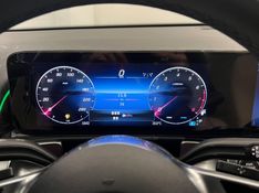MERCEDES-BENZ GLB 220 2.0 PROGRESSIVE 16V TURBO HIBRIDO 2025/2026 ÓTIMA CAR FLORES DA CUNHA / Carros no Vale
