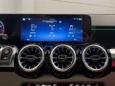 MERCEDES-BENZ GLB 220 2.0 PROGRESSIVE 16V TURBO HIBRIDO 2025/2026 ÓTIMA CAR FLORES DA CUNHA / Carros no Vale