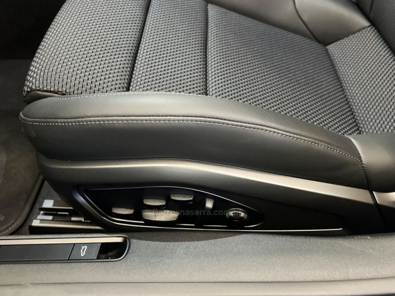 PORSCHE 911 3.0 CARRERA T COUPÉ 2024/2024 ÓTIMA CAR FLORES DA CUNHA / Carros no Vale PORSCHE 911 3.0 CARRERA T COUPÉ 2024/2024 ÓTIMA CAR FLORES DA CUNHA / Carros no Vale