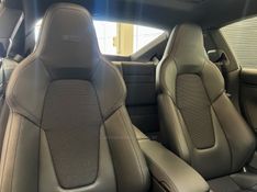 PORSCHE 911 3.0 CARRERA T COUPÉ 2024/2024 ÓTIMA CAR FLORES DA CUNHA / Carros no Vale