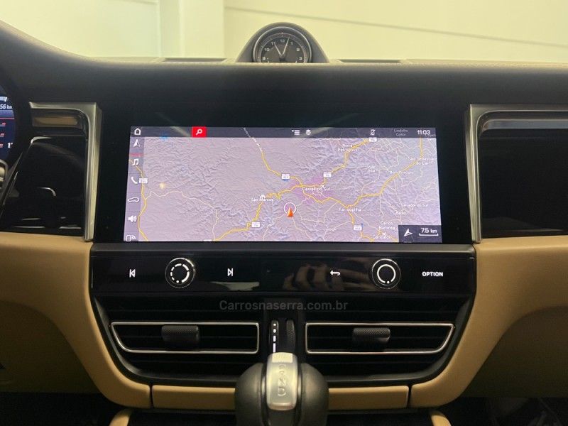 PORSCHE MACAN 2.0 16V 2022/2023 ÓTIMA CAR FLORES DA CUNHA / Carros no Vale