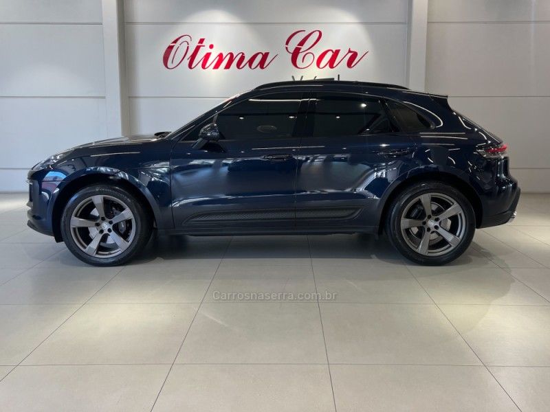 PORSCHE MACAN 2.0 16V 2022/2023 ÓTIMA CAR FLORES DA CUNHA / Carros no Vale