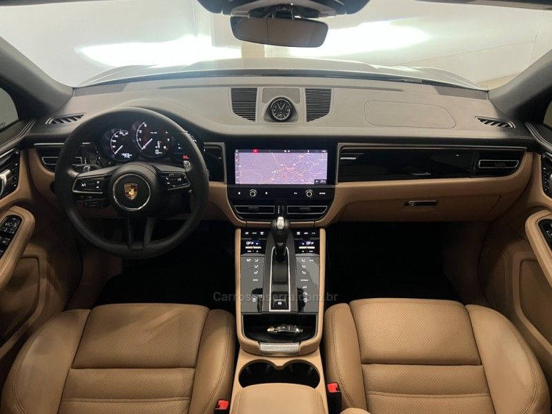 PORSCHE MACAN 2.0 16V 2022/2023 ÓTIMA CAR FLORES DA CUNHA / Carros no Vale