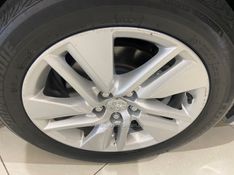 TOYOTA COROLLA 1.8 GLI 16V 2016/2016 ÓTIMA CAR FLORES DA CUNHA / Carros no Vale