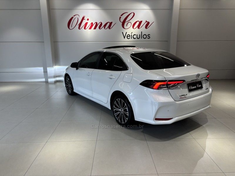 TOYOTA COROLLA 2.0 ALTIS PREMIUM 16V 2022/2023 ÓTIMA CAR FLORES DA CUNHA / Carros no Vale