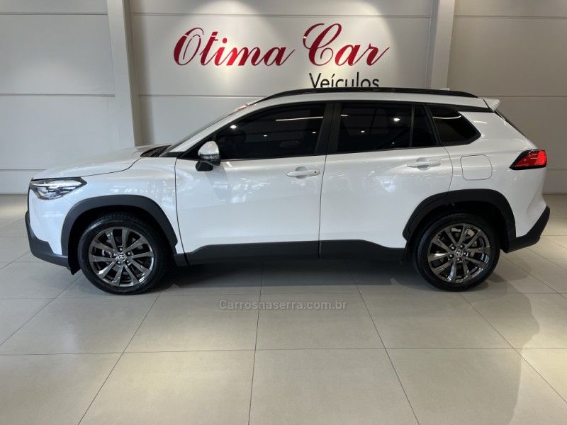 TOYOTA COROLLA 2.0 CROSS XRE 16V 2023/2024 ÓTIMA CAR FLORES DA CUNHA / Carros no Vale