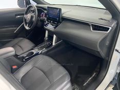 TOYOTA COROLLA 2.0 CROSS XRE 16V 2021/2022 ÓTIMA CAR FLORES DA CUNHA / Carros no Vale