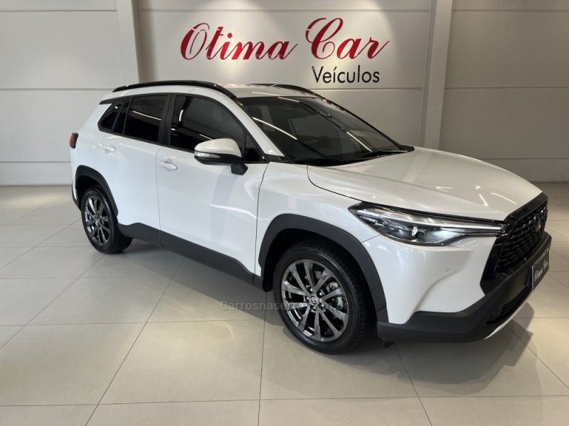 TOYOTA COROLLA 2.0 CROSS XRE 16V 2023/2024 ÓTIMA CAR FLORES DA CUNHA / Carros no Vale