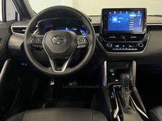 TOYOTA COROLLA 2.0 CROSS XRE 16V 2023/2024 ÓTIMA CAR FLORES DA CUNHA / Carros no Vale