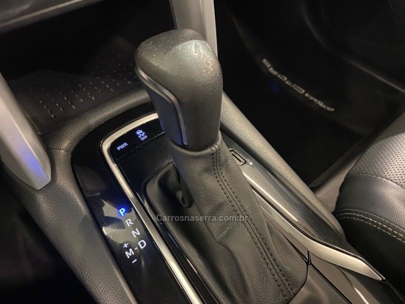 TOYOTA COROLLA 2.0 CROSS XRE 16V 2021/2022 ÓTIMA CAR FLORES DA CUNHA / Carros no Vale