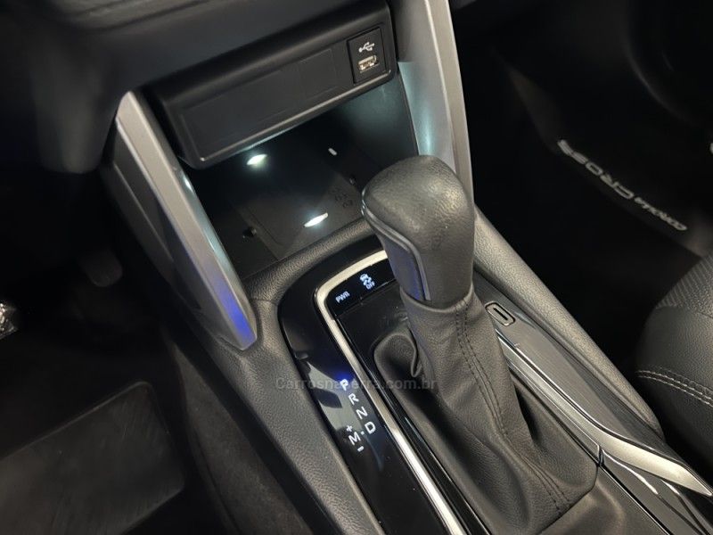 TOYOTA COROLLA 2.0 CROSS XRE 16V 2023/2024 ÓTIMA CAR FLORES DA CUNHA / Carros no Vale