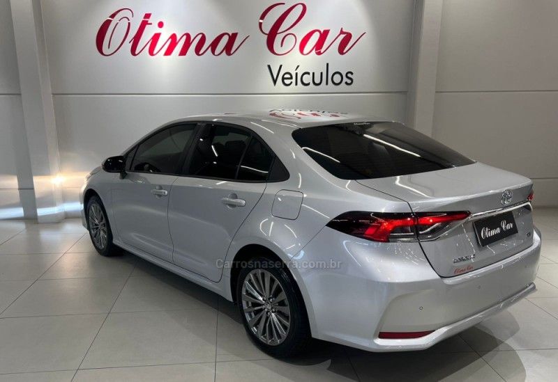 TOYOTA COROLLA 2.0 XEI 16V 2024/2024 ÓTIMA CAR FLORES DA CUNHA / Carros no Vale