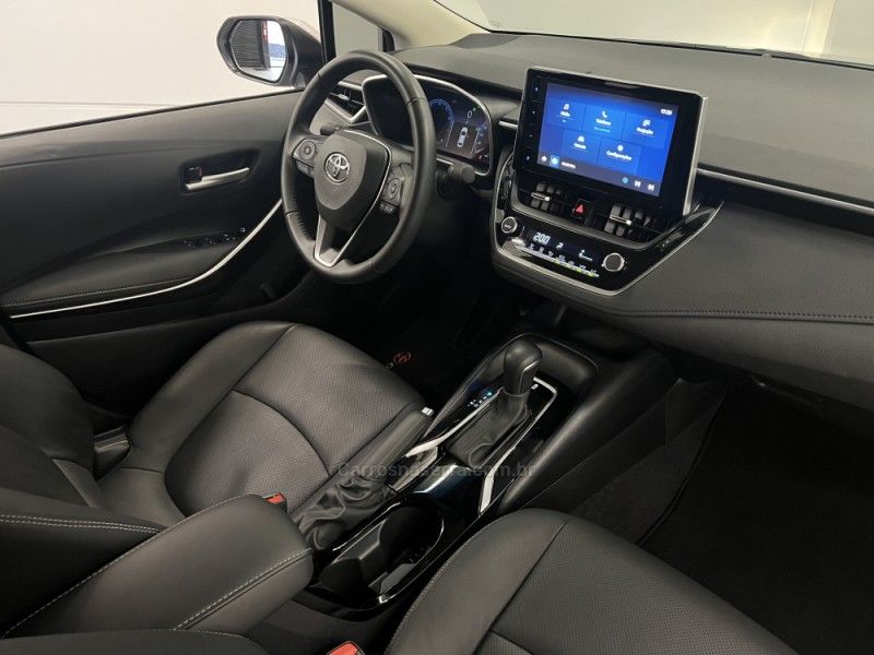 TOYOTA COROLLA 2.0 XEI 16V 2024/2024 ÓTIMA CAR FLORES DA CUNHA / Carros no Vale