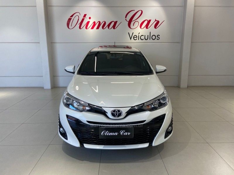 TOYOTA YARIS 1.5 XLS CONNECT 16V 2019/2020 ÓTIMA CAR FLORES DA CUNHA / Carros no Vale