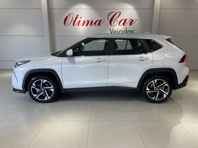 TOYOTA YARIS CROSS 1.5 XRX 16V 2026/2026 ÓTIMA CAR FLORES DA CUNHA / Carros no Vale