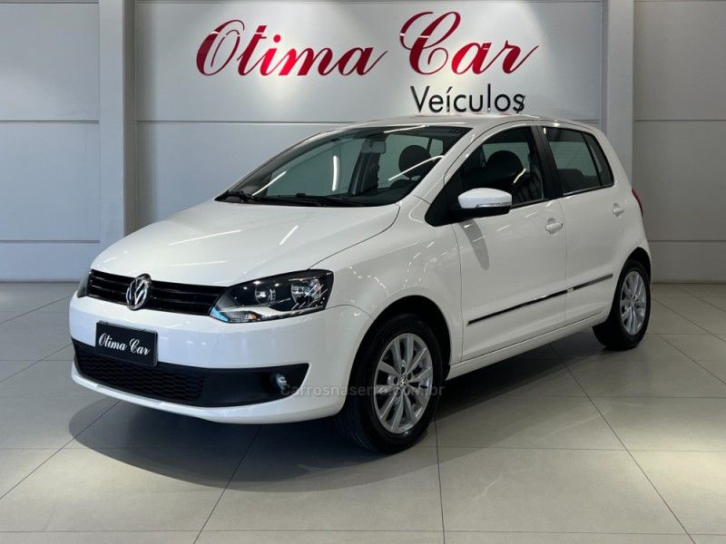 VOLKSWAGEN FOX 1.6 MI 8V 2014/2014 ÓTIMA CAR FLORES DA CUNHA / Carros no Vale