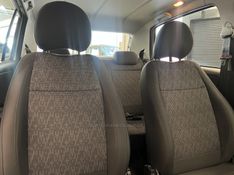 VOLKSWAGEN FOX 1.6 MI 8V 2014/2014 ÓTIMA CAR FLORES DA CUNHA / Carros no Vale