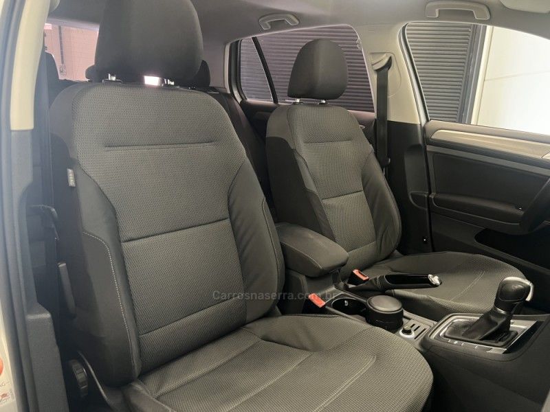 VOLKSWAGEN GOLF 1.4 TSI COMFORTLINE 16V 2015/2015 ÓTIMA CAR FLORES DA CUNHA / Carros no Vale