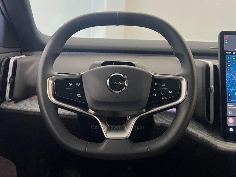 VOLVO EX30 ULTRA EXTENDED RANGE 2024/2024 ÓTIMA CAR FLORES DA CUNHA / Carros no Vale