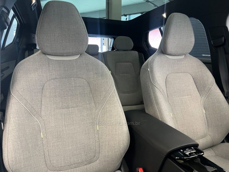 VOLVO EX30 ULTRA EXTENDED RANGE 2024/2024 ÓTIMA CAR FLORES DA CUNHA / Carros no Vale VOLVO EX30 ULTRA EXTENDED RANGE 2024/2024 ÓTIMA CAR FLORES DA CUNHA / Carros no Vale