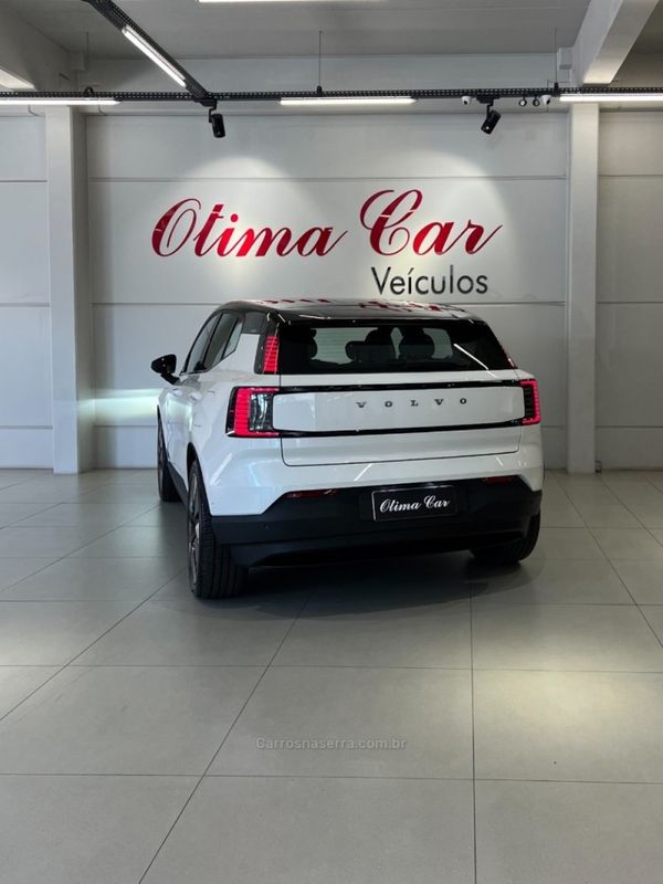VOLVO EX30 ULTRA EXTENDED RANGE 2024/2025 ÓTIMA CAR FLORES DA CUNHA / Carros no Vale