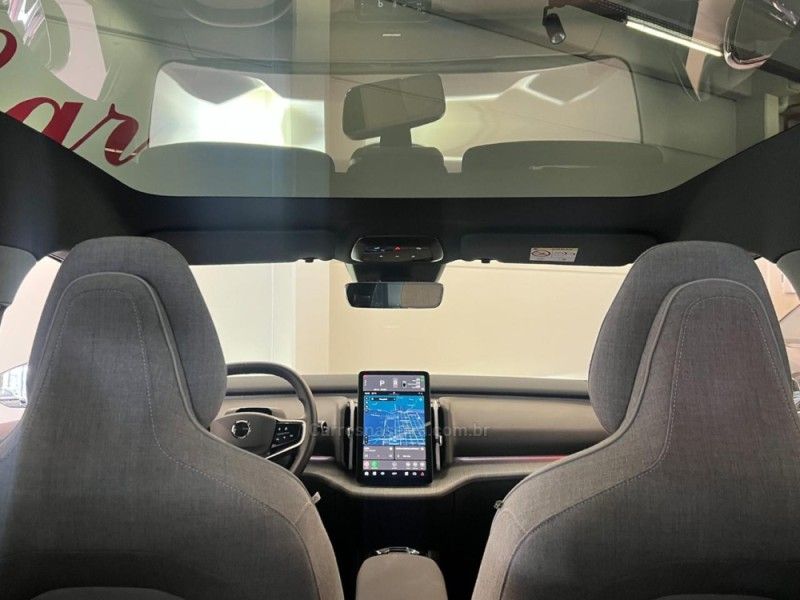 VOLVO EX30 ULTRA EXTENDED RANGE 2024/2025 ÓTIMA CAR FLORES DA CUNHA / Carros no Vale