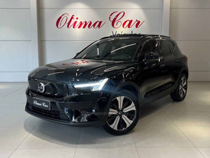 VOLVO XC 40 P6 RECHARGE ELECTRIC PLUS 2022/2023 ÓTIMA CAR FLORES DA CUNHA / Carros no Vale