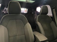 VOLVO XC 40 P6 RECHARGE ELECTRIC PLUS 2022/2023 ÓTIMA CAR FLORES DA CUNHA / Carros no Vale