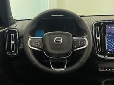 VOLVO XC 40 P6 RECHARGE ELECTRIC PLUS 2022/2023 ÓTIMA CAR FLORES DA CUNHA / Carros no Vale