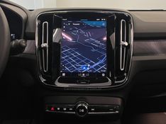 VOLVO XC 40 P6 RECHARGE ELECTRIC PLUS 2022/2023 ÓTIMA CAR FLORES DA CUNHA / Carros no Vale