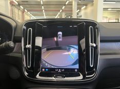 VOLVO XC 40 P6 RECHARGE ELECTRIC PLUS 2022/2023 ÓTIMA CAR FLORES DA CUNHA / Carros no Vale