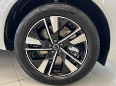 VOLVO XC60 2.0 T8 RECHARGE PLUS AWD HIBRIDO 2025/2026 ÓTIMA CAR FLORES DA CUNHA / Carros no Vale