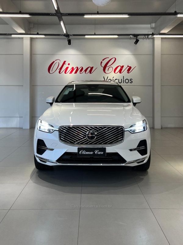 VOLVO XC60 2.0 T8 RECHARGE PLUS AWD HIBRIDO 2025/2026 ÓTIMA CAR FLORES DA CUNHA / Carros no Vale