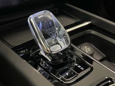 VOLVO XC60 2.0 T8 ULTRA DARK AWD HÍBRIDO 2025/2026 ÓTIMA CAR FLORES DA CUNHA / Carros no Vale