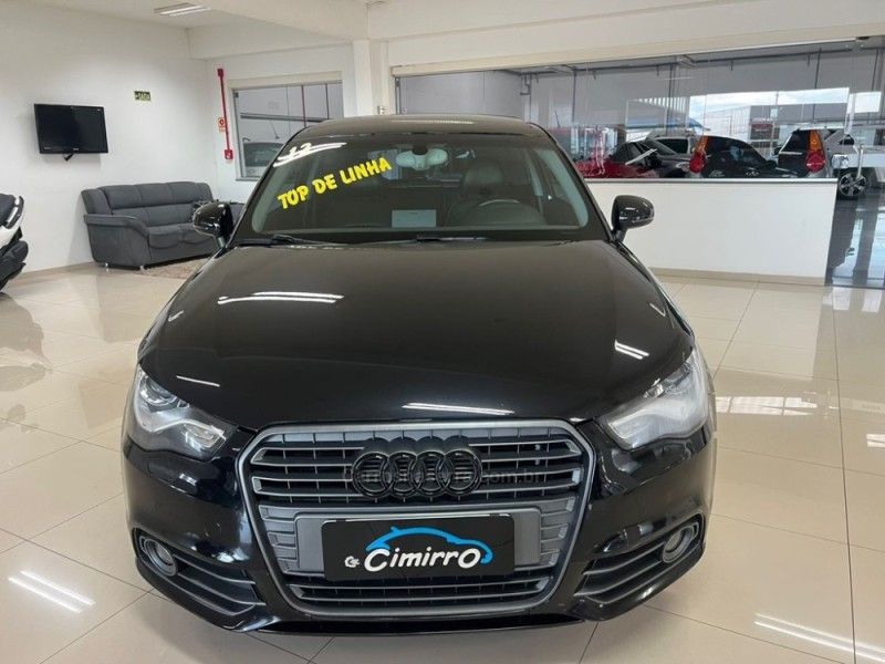 AUDI A1 1.4 TFSI ATTRACTION 16V 122CV 2011/2012 CIMIRRO AUTOMÓVEIS TAQUARA / Carros no Vale
