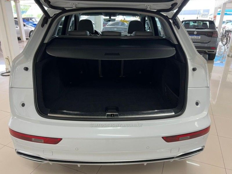 AUDI Q5 2.0 TFSI S-LINE S TRONIC 16V 2020/2020 CIMIRRO AUTOMÓVEIS TAQUARA / Carros no Vale
