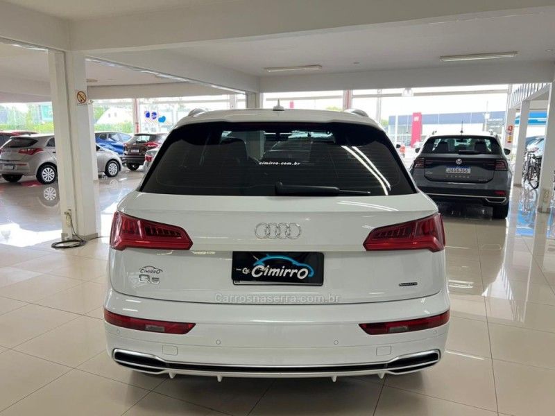 AUDI Q5 2.0 TFSI S-LINE S TRONIC 16V 2020/2020 CIMIRRO AUTOMÓVEIS TAQUARA / Carros no Vale
