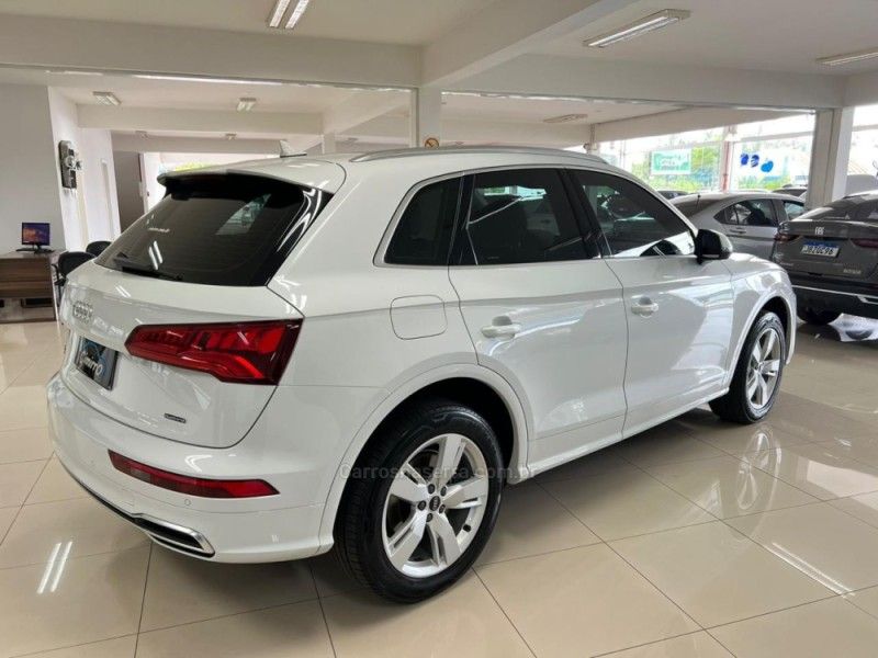 AUDI Q5 2.0 TFSI S-LINE S TRONIC 16V 2020/2020 CIMIRRO AUTOMÓVEIS TAQUARA / Carros no Vale